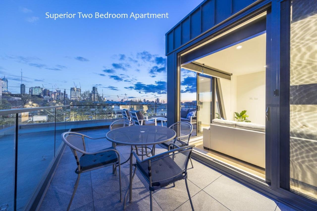 Q Squared Serviced Apartments Melbourne Exteriör bild