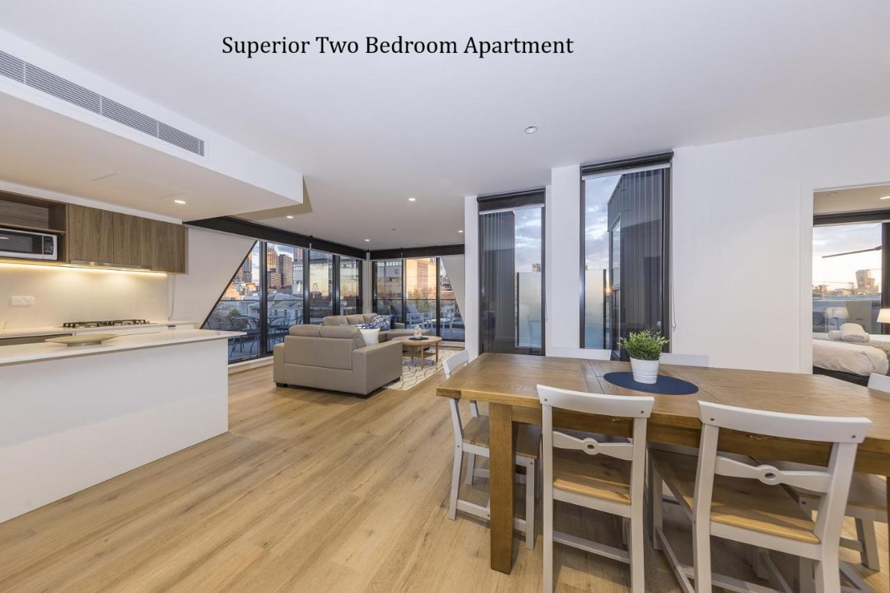 Q Squared Serviced Apartments Melbourne Exteriör bild