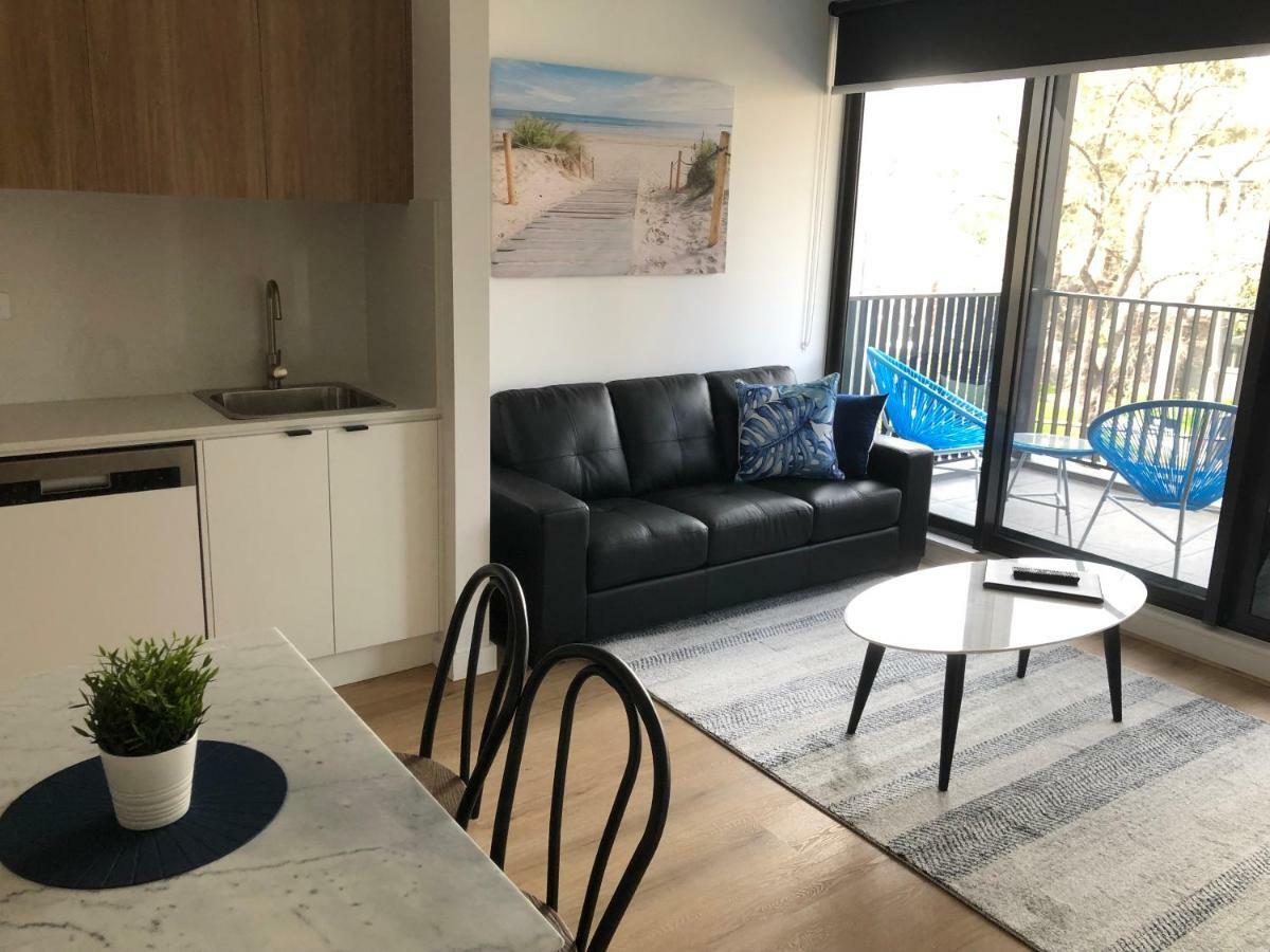 Q Squared Serviced Apartments Melbourne Exteriör bild